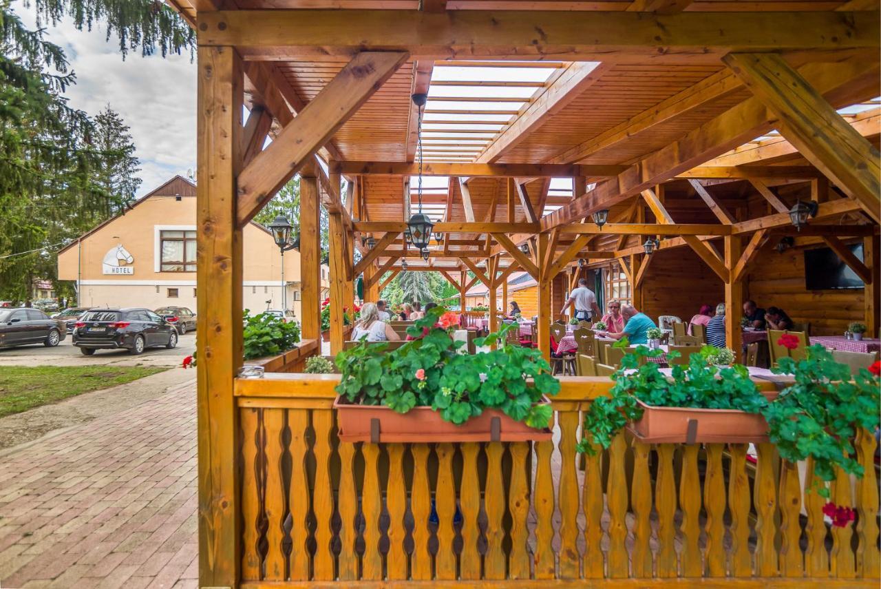 Lipicai Hotel Es Etterem Szilvásvárad Εξωτερικό φωτογραφία